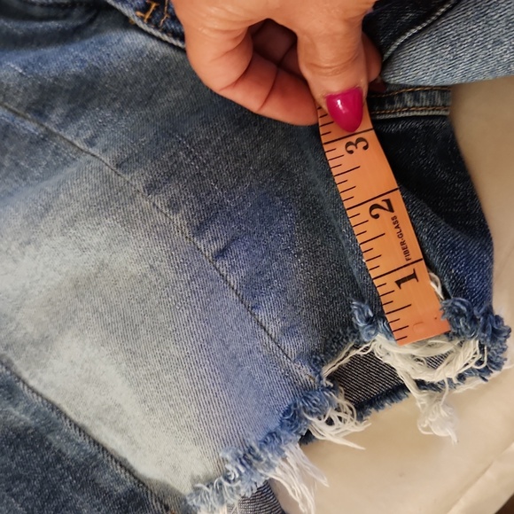 Jean shorts blanknyc size 28 - Picture 3 of 6
